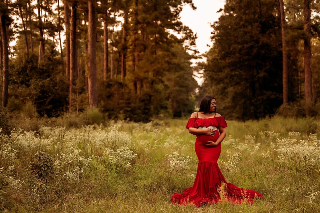 red dress maternity photography