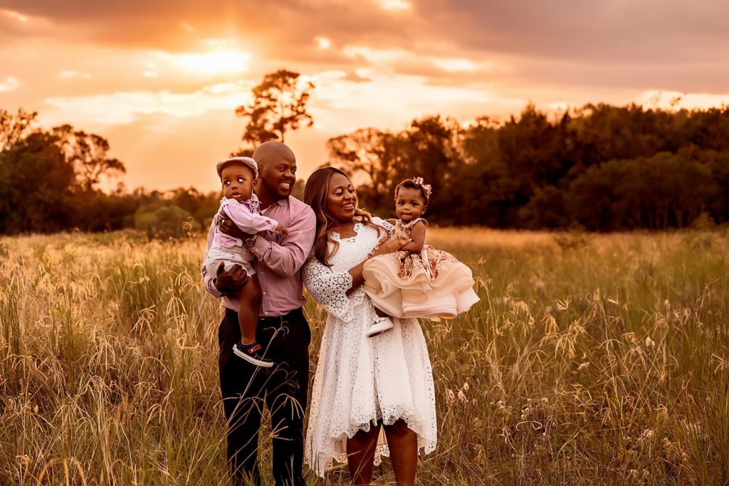 family photography by dazzling diva photography
