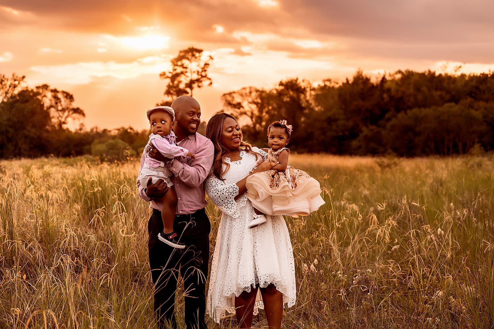 What to Wear for Family Pictures | The Woodlands Family Photography