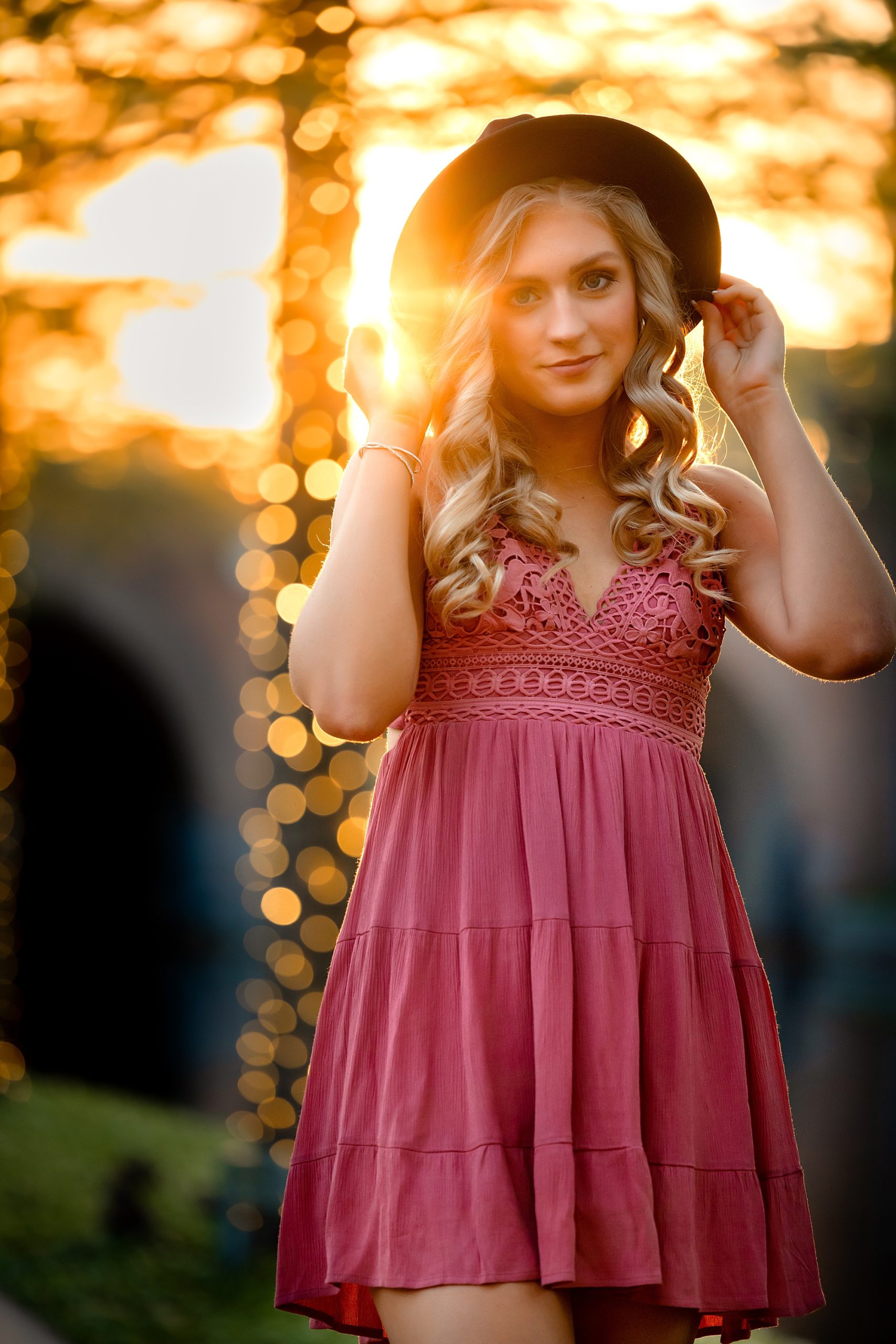 what to wear for senior pictures; Dazzling Diva Photography